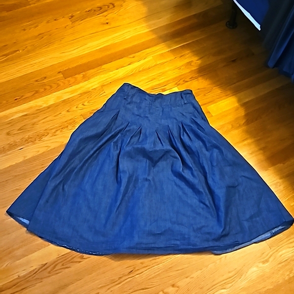 Flowy Blue Jean Pleated skirt XLarge - Picture 2 of 5
